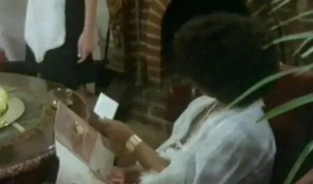 Horny porno japones gratuito abella opasnost legne i uzima Charlesa pijetao