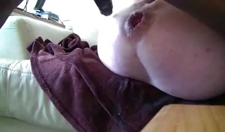 Jedite mame futute gratis ženu plavušu