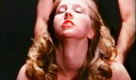 Seksi babe show thai pornofilm i striptizete