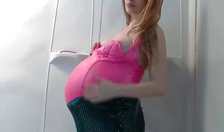 Dvije učenice koje rade duboko grlo i gutaju plus bukkake filme borno gratis