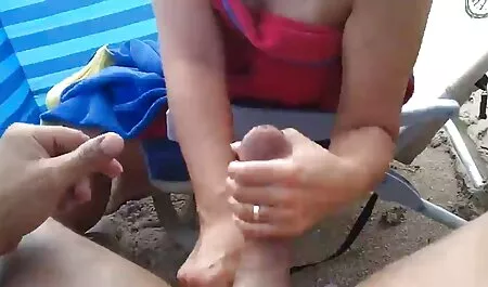 Mama velike sise Milf stručno isušuje suhi penis svojom uskom filme porno online gratuite pičkom