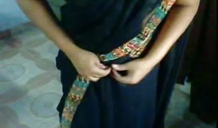 Bivši spasilac Penny Pax dildo filmulete ptr adulti prst jeba s Lea Lexisom!