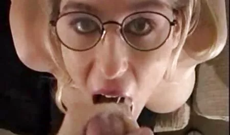 Vruća teen jebe veliki bijeli kurac gratis sex fim