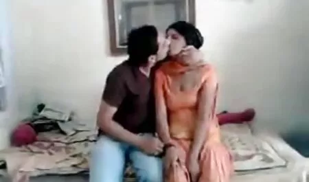 4 lepršava plavuša plavuša jebe se filme xx cu romance kako bi izbjegla deložaciju