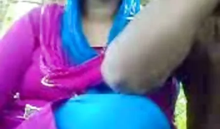 Lijepa djevojka online filme porno kuka sa BBC-jevom after partyjem