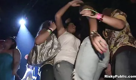 Mala učenica umjesto toga odabere filme porno gratis mama si fiu ogroman crni kurac za učenje