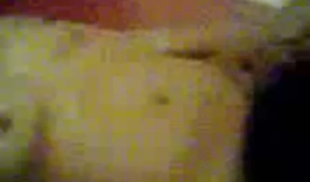 Zlobna maćeha i mladi videoporno sexy par se sjebaju