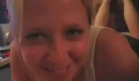 Kožni sex film porno gratis dijamanti i Trinity Street. Claire Lesbos