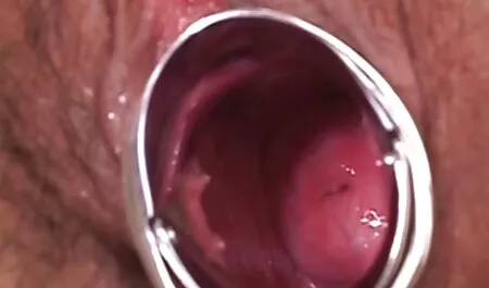 Zrela filme porno normal crvenokosa drolja uzima penis u dupe