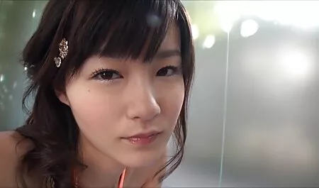 Vruća mlada djevojka sa savršenim film erotic online gratis malim sisama s mladim momkom