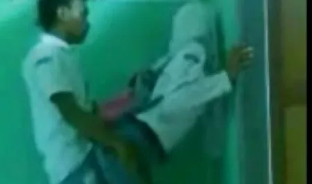 Trudna pilić se jebe s kremom od pite film xxx gratis na web kameri