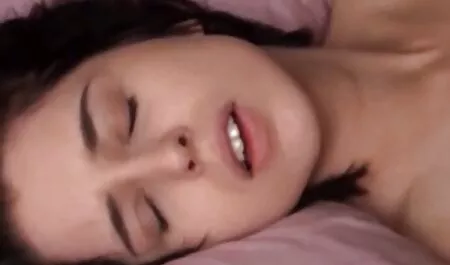 Vivianna Mulino filme porno gratis de vazut jebe crnca