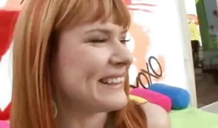 - 8 Street Latinas - Holly Berry - porno video noi Holly Horny