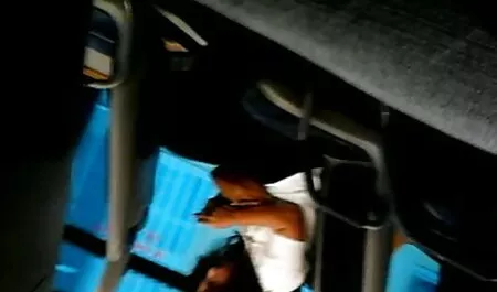 Mama prasak tinejdžeri dali filmepotno muškarcu kome i Adriani Th