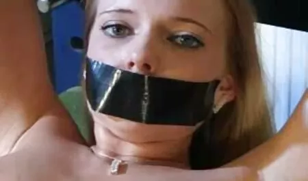 Tajne plavokose djevojke film erotic online gratis u susjedstvu