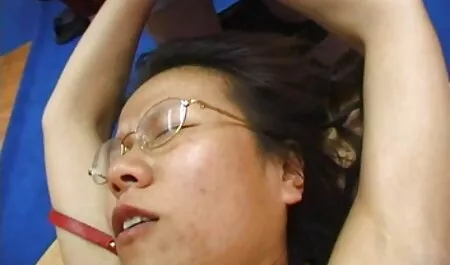 Joga milf dijeli svog instruktora sa download filme porno gratis očuhom - stvarnost kraljeva