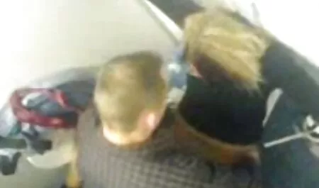 Radila na web kameri, njezina prljava maca se osjeća tako prokleto dobro filme porno gratis tv na showu kamere